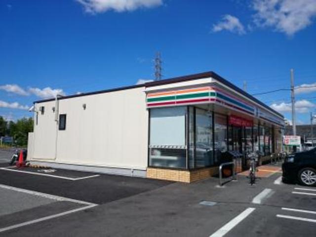 コンビニ　セブンイレブン八尾柏村町3丁目店（コンビニ）まで297m