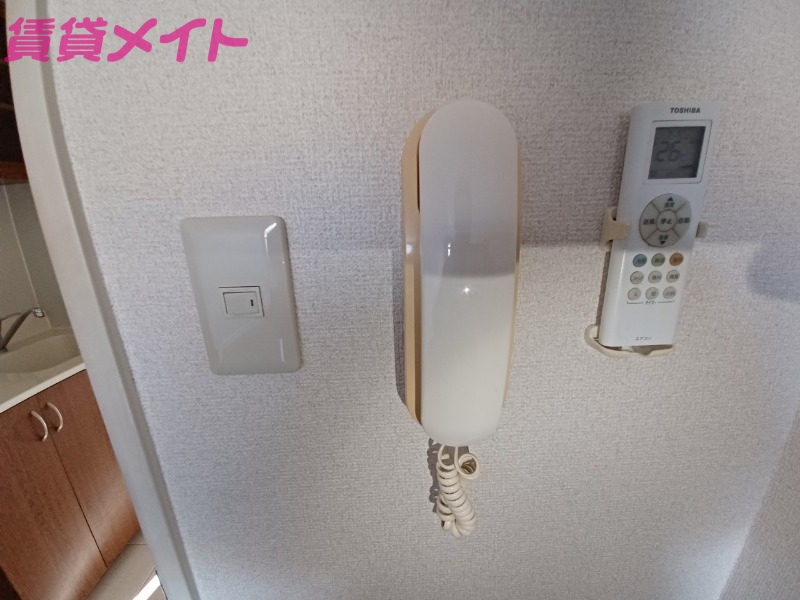 セキュリティ　同物件の別部屋写真です。