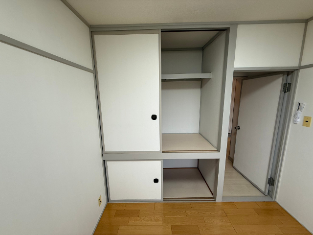 フローラ弐番館の内装写真