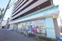 コンビニ　ファミリーマート 城東鴫野西店（コンビニ）まで203m