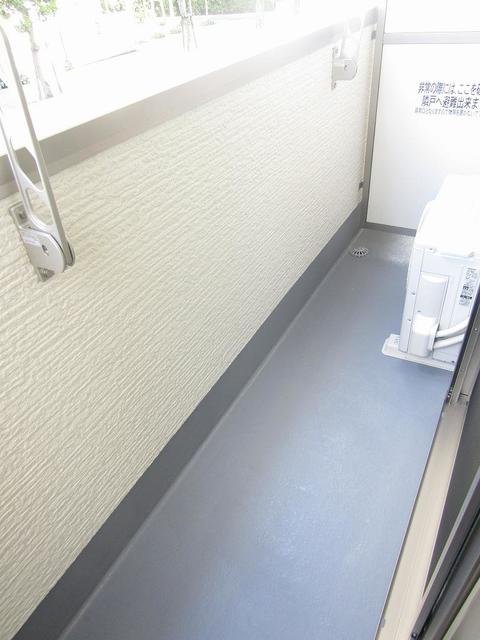 バルコニー　同施工会社イメージ写真