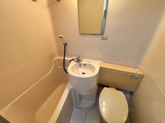 アバンティ東岸和田4番館の風呂写真