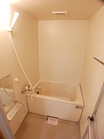 バス・シャワールーム　日々の疲れを癒すお風呂付です