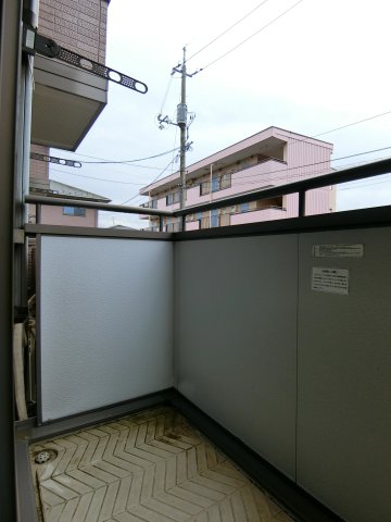 プレジャースクエア B棟の内装写真