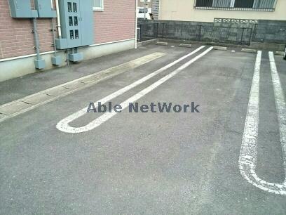 駐車場　駐車場