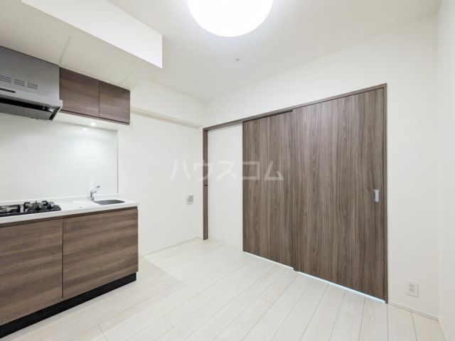 S-RESIDENCE横濱吉野町burgeonの居間写真