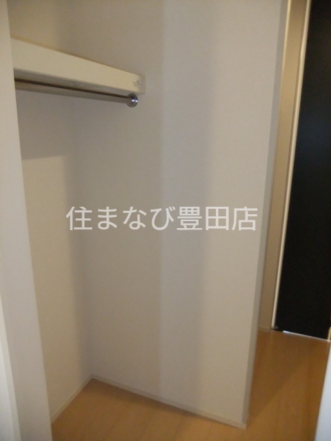 収納　同型タイプ