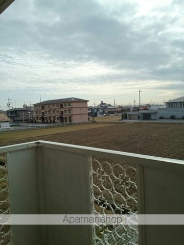 ＪＲ東海道本線 岐阜駅 バス乗車時間：17分 最寄りバス停で下車 徒歩5分 2階建 築32年の内装写真