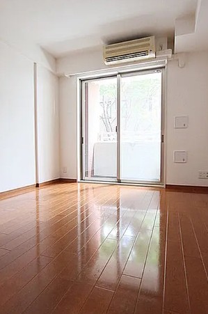 居室・リビング　反転タイプ