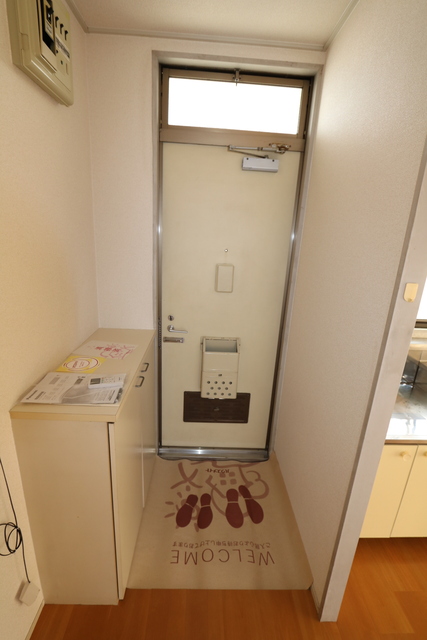 玄関　ドアポスト♪