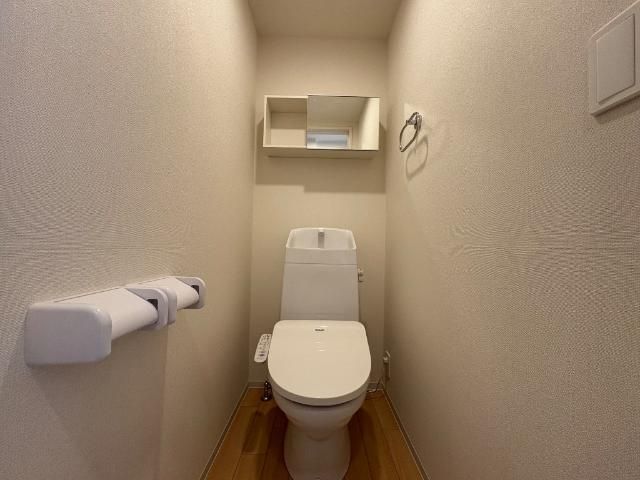 熊本市電健軍線 田崎橋駅 徒歩17分 2階建 築2年のトイレ写真