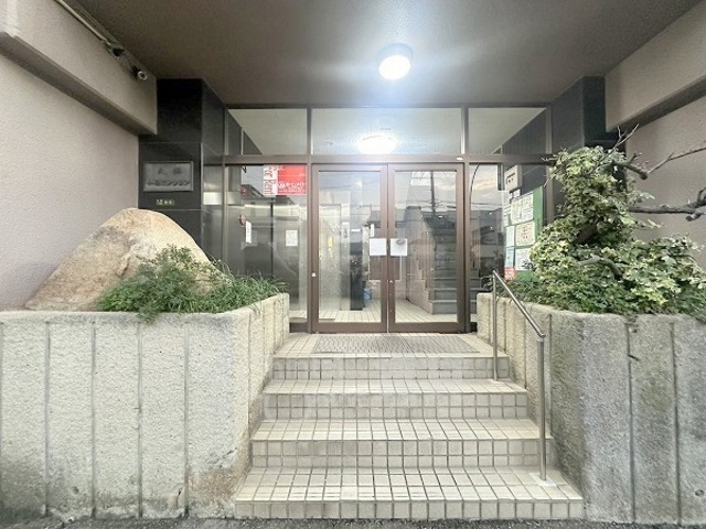 大隅小谷マンションの外観写真