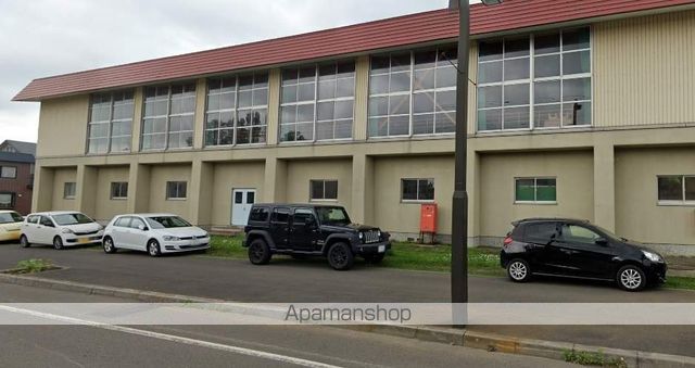 小学校　石狩花川小学校（小学校）まで1190m