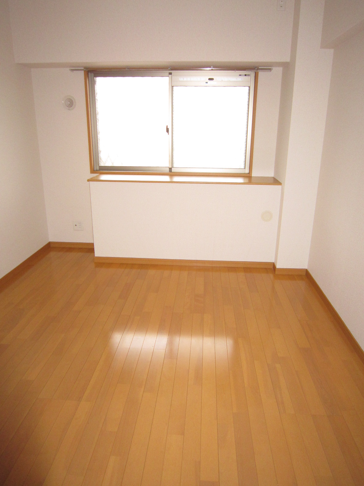 その他部屋・スペース　反転タイプのお部屋の参考写真になります。