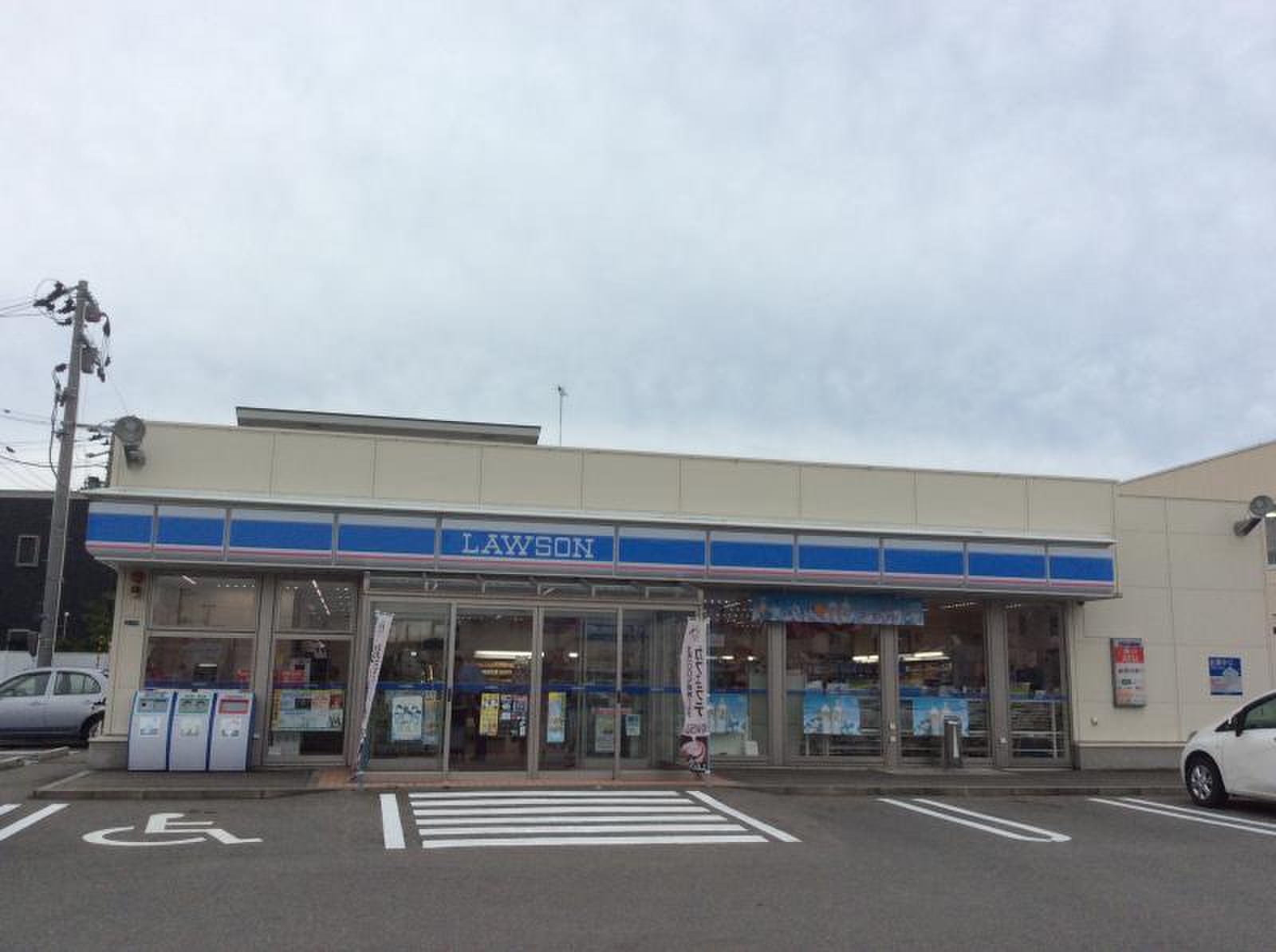 コンビニ　ローソン秋田山王中園店（コンビニ）まで178m