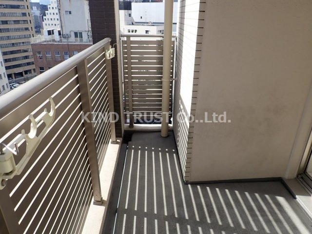 バルコニー　お洗濯にも便利なバルコニー付き