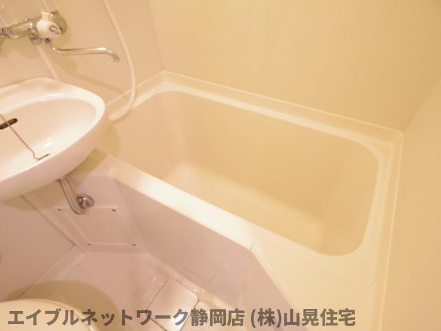 バス・シャワールーム　日々の暮らしに欠かせないお風呂です