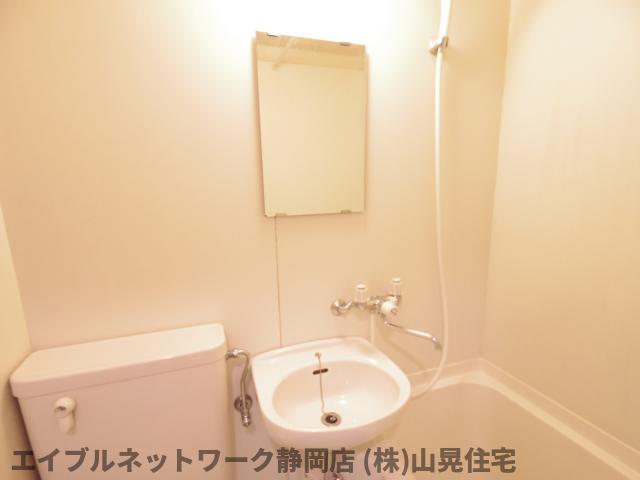 洗面設備　洗面所です
