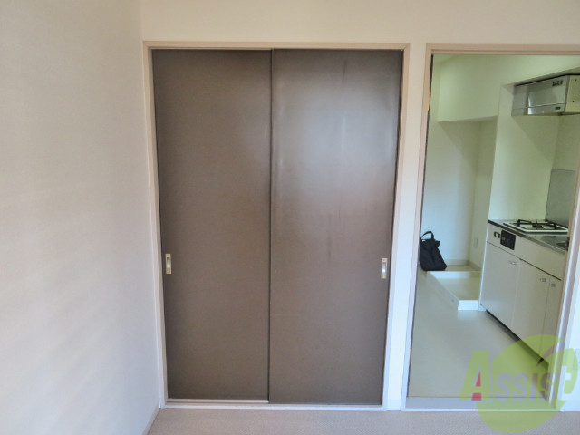 収納　収納はこちらのクローゼットになりますよー。