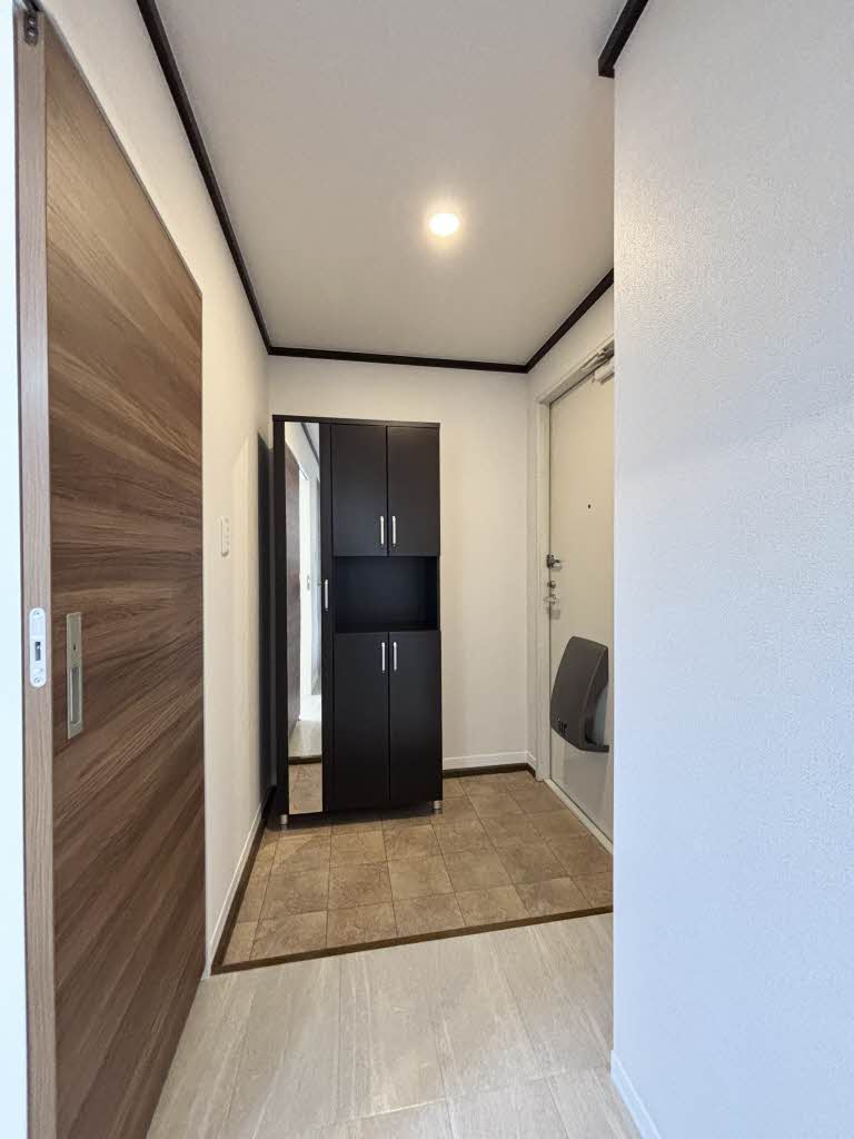 玄関　シューズクローク付き♪