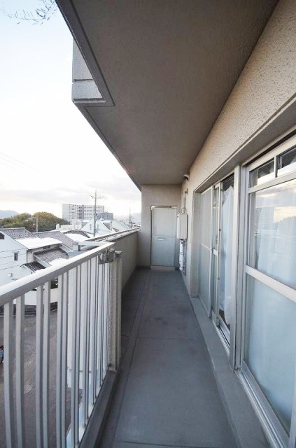バルコニー　写真は別号室のものです。