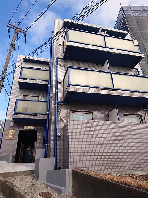 ジョイム新横浜壱番館の建物外観