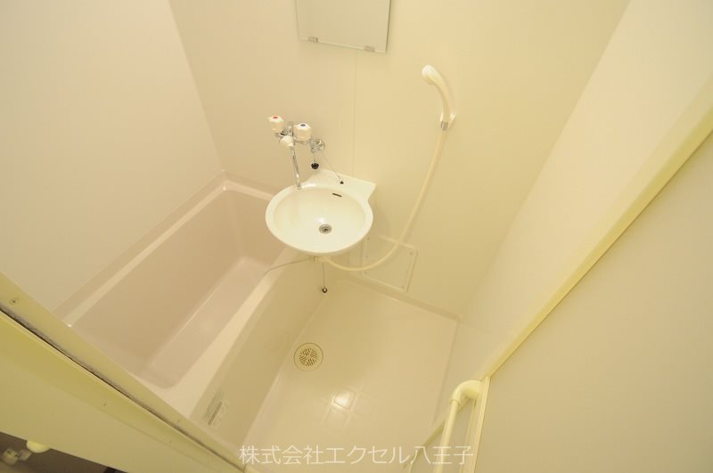 洗面設備　同等タイプのイメージ写真です。