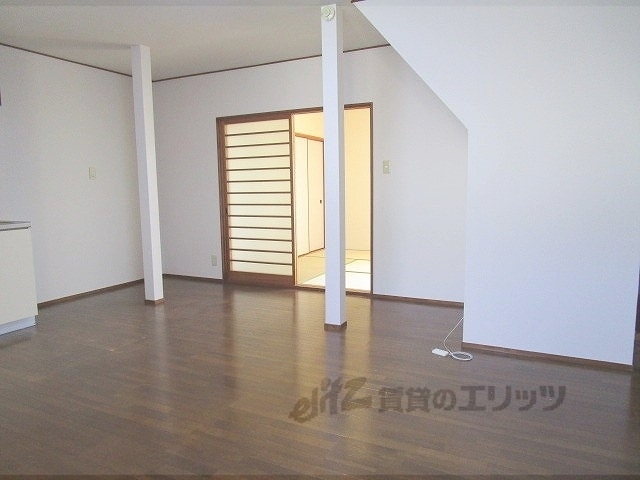 居室・リビング　リビング