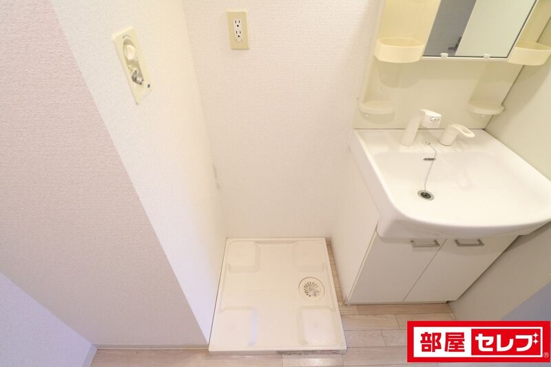 その他設備　希望の方が室内洗濯機置き場ありです。