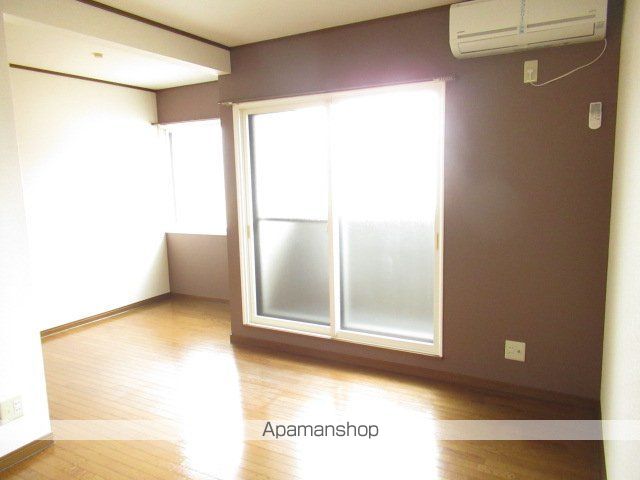 アムール_内装_0