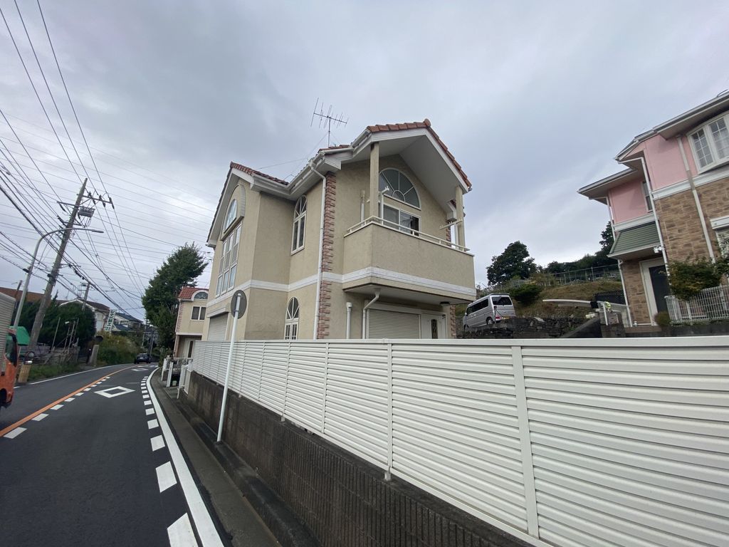 上菅田町　戸建て１３０６－１の建物外観