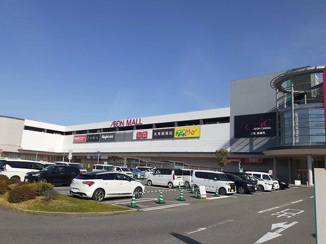 【阪南市尾崎町のマンションのショッピングセンター】