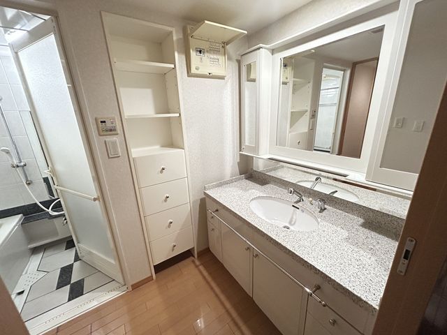 洗面設備　洗面所