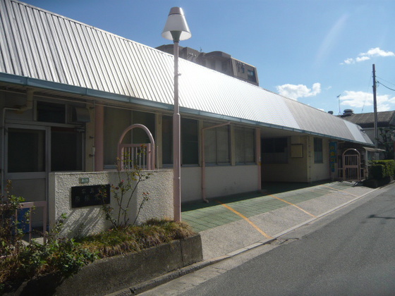 【広島市東区戸坂くるめ木のアパートの小学校】