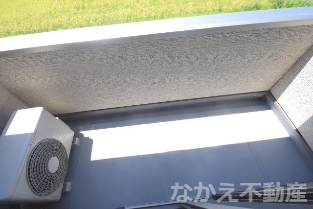 バルコニー　陽当たり良好なバルコニーです