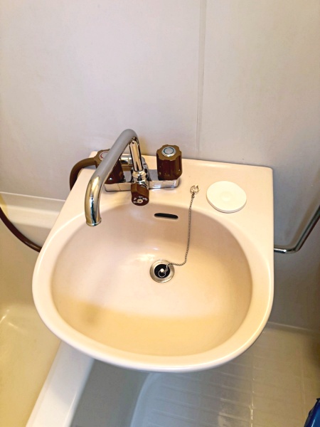 洗面設備　お掃除のしやすいユニットタイプの洗面ボウル