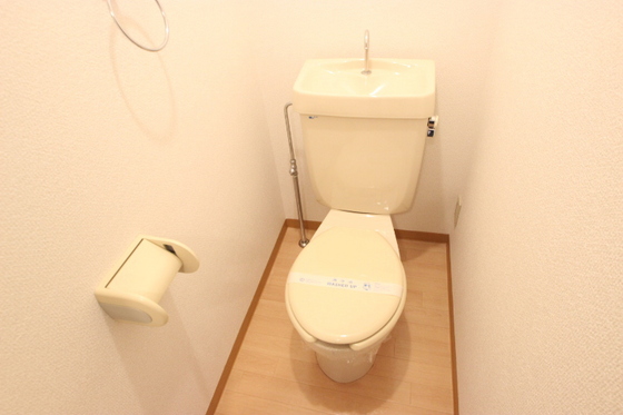 トイレ　※別部屋の写真です