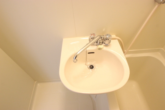 洗面設備　※別部屋の写真です