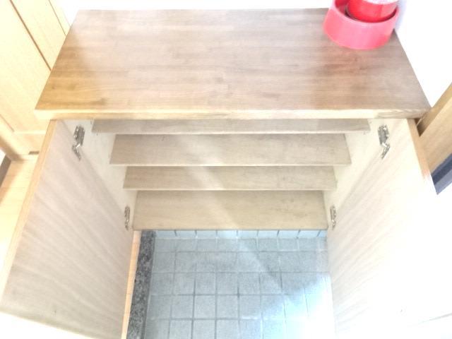 収納　シューズボックス