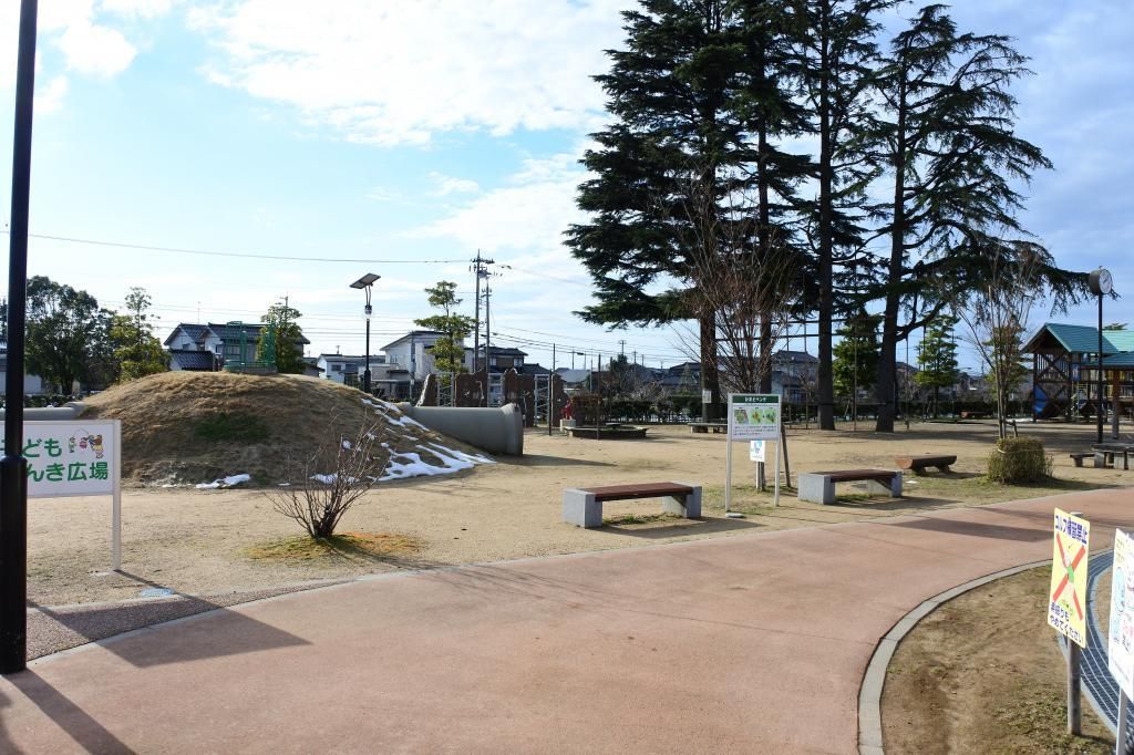 公園　滑川市役所/スポーツ・健康の森公園（公園）まで1200m
