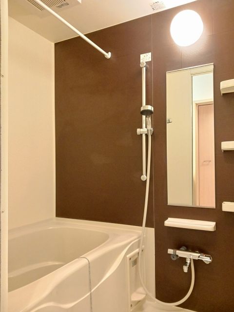 バス・シャワールーム