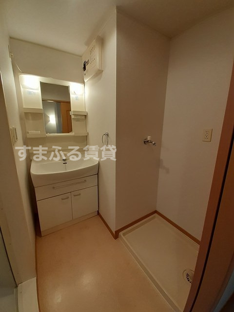 洗面設備　同仕様