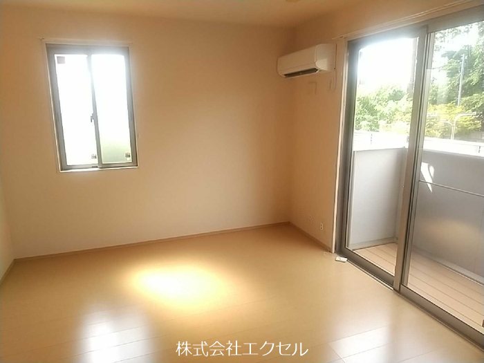 居室・リビング　明るい室内です。