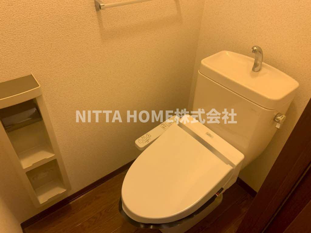 トイレ　落ち着いたトイレスペース(*^-^*)