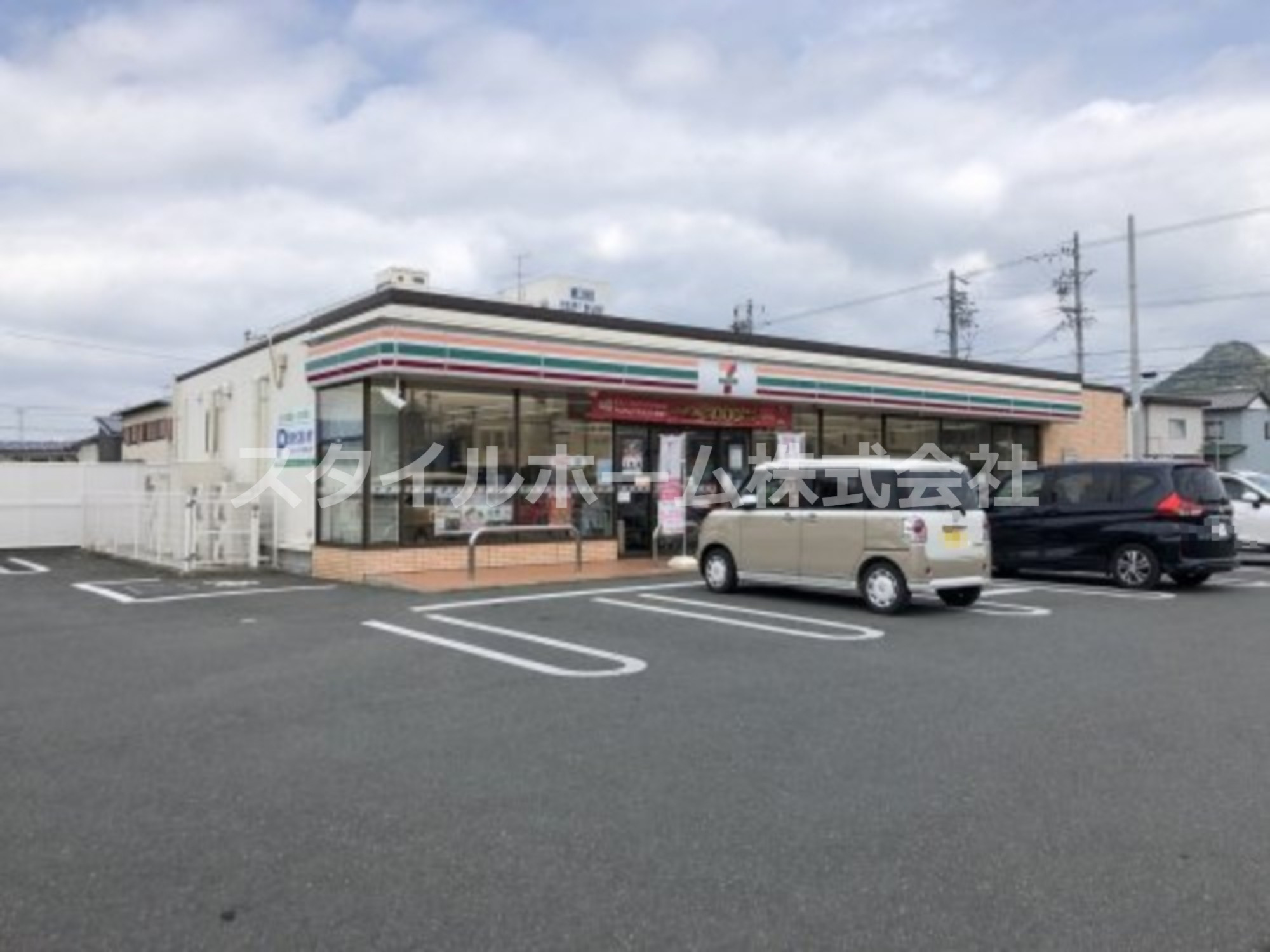 コンビニ　セブン-イレブン 豊橋東森岡１丁目店（コンビニ）まで673m