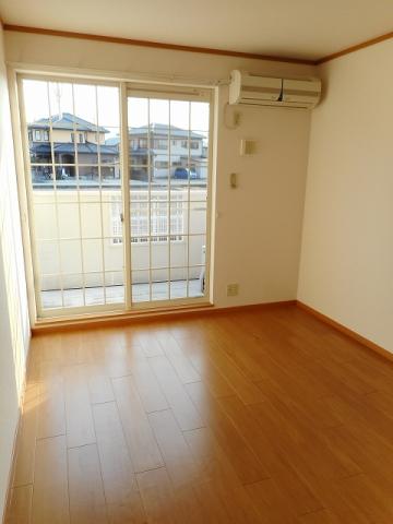 居室・リビング　※同施工会社、類似仕様の物件の写真です。