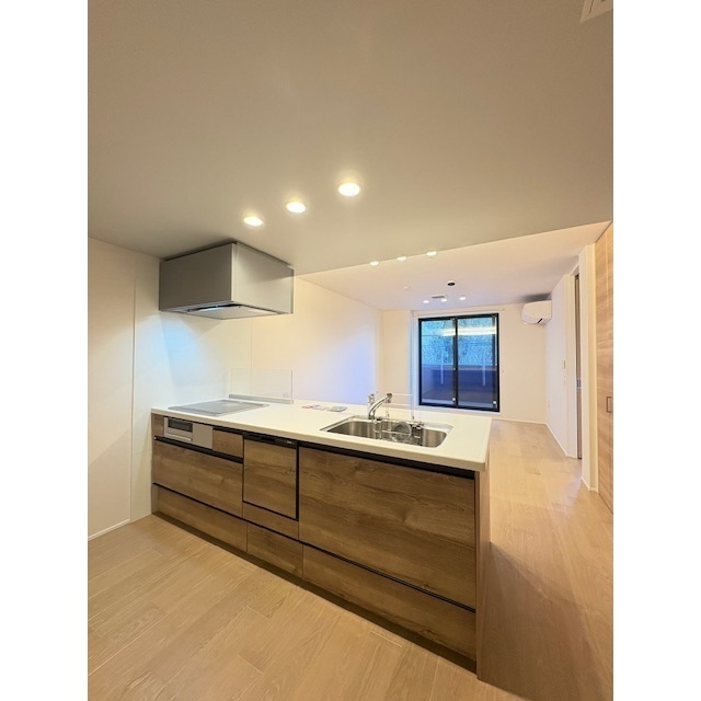 キッチン　開放感のある対面式キッチン♪