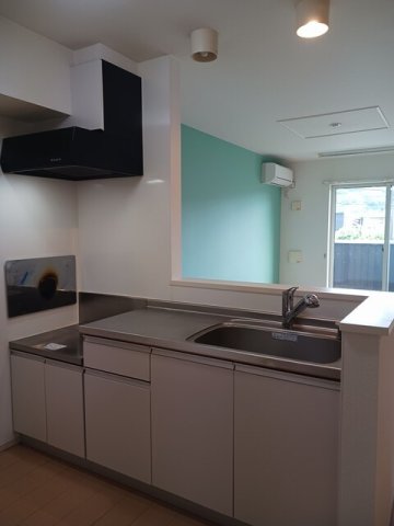 キッチン　キッチンでお料理をお楽しみください