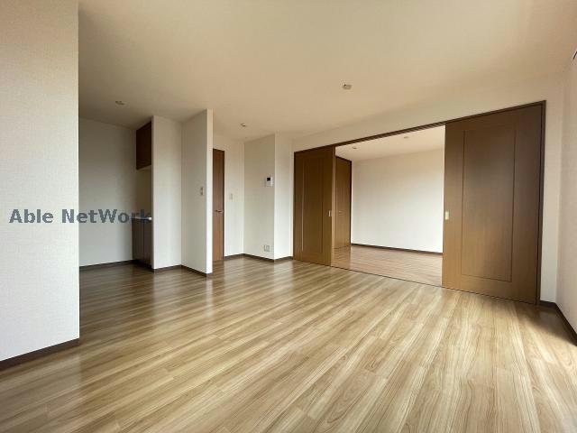 居室・リビング　※同物件別部屋参考写真