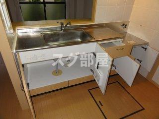 収納　キッチン収納下